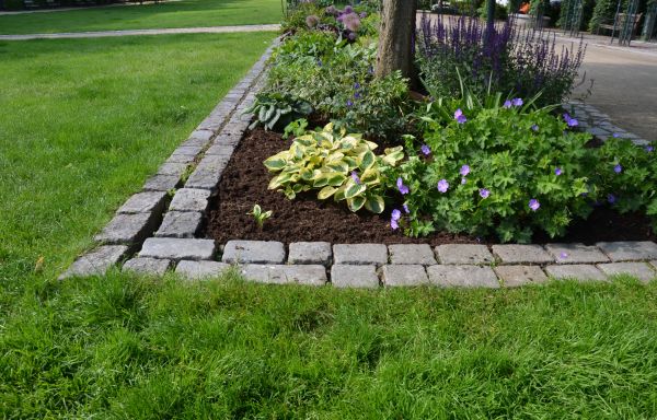 Stone Edging Installation in Toledo