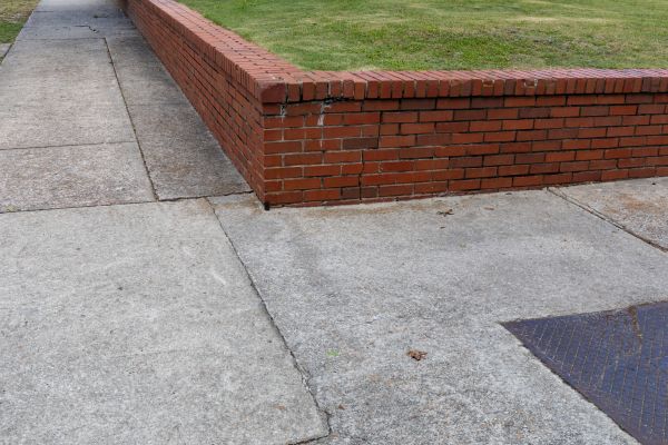 Brick Retaining Wall Repair in Toledo